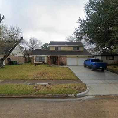 10810 Sageburrow Dr, Houston, TX 77089