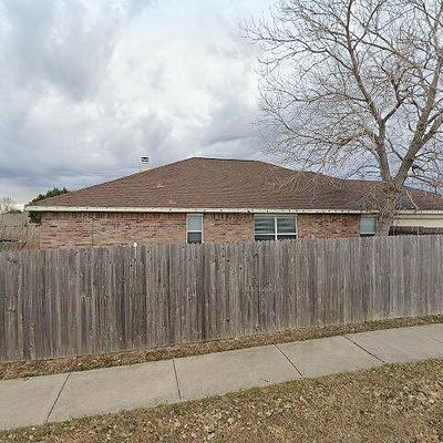 1245 Rosedale Springs Ln, Fort Worth, TX 76134