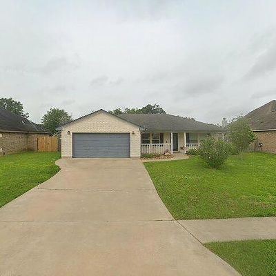 125 Corkwood St, Lake Jackson, TX 77566