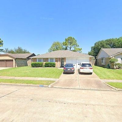 12722 Nantucket Dr, Sugar Land, TX 77478