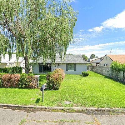 1311 S 11 Th Ave, Yakima, WA 98902