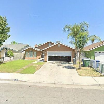 1315 5 Th Ave, Delano, CA 93215