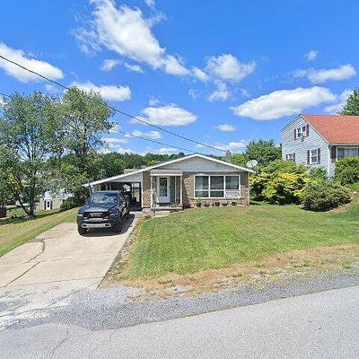 135 Penn Rd, Saint Marys, PA 15857