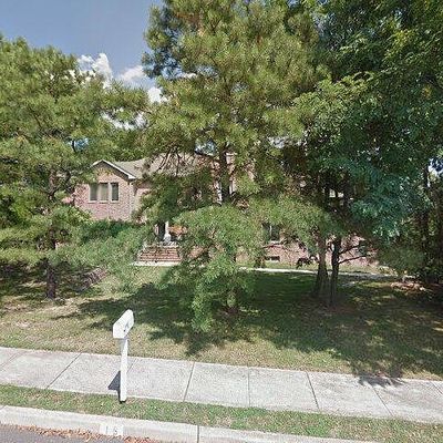 16 Duffield Dr, Ocean, NJ 07712