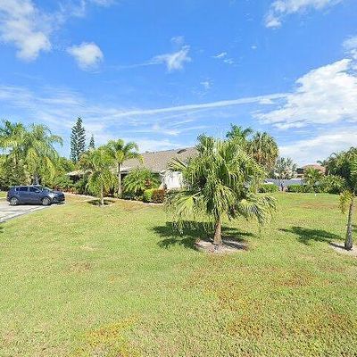 1413 Sw 51st Ln, Cape Coral, FL 33914