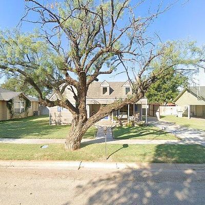 1428 Avenue M, Anson, TX 79501