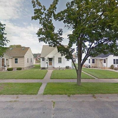 1431 Travis St, La Crosse, WI 54601