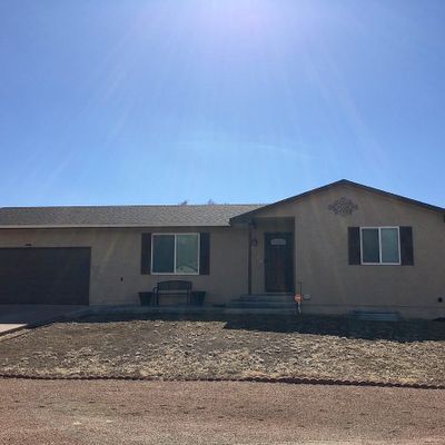 144 E Del Rio Dr, Pueblo, CO 81007