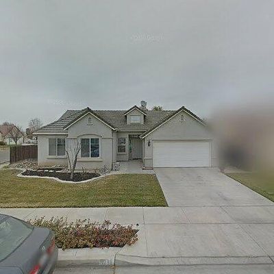 1738 Castle Way, Lemoore, CA 93245