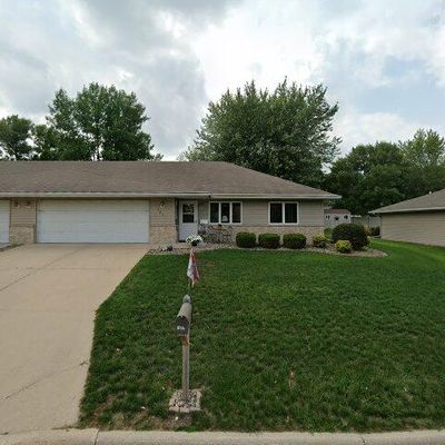 1827 Greenwood Dr, Albert Lea, MN 56007