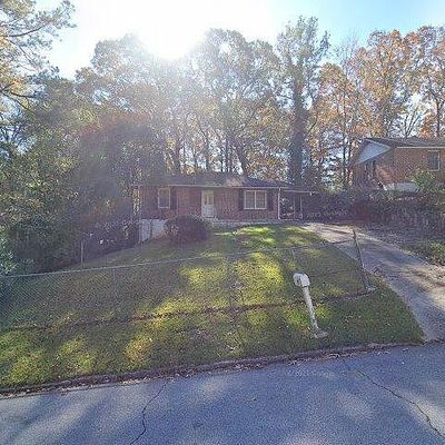 19 Se Macon Place, Atlanta, GA 30354