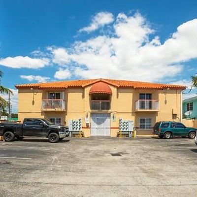 1699 Sw 7th St, Miami, FL 33135