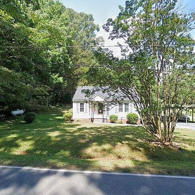 2066 Brooklyn Ave, Ramseur, NC 27316