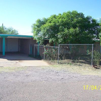 2076 N Holly Pl, Huachuca City, AZ 85616