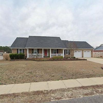 210 Laketree Blvd, Spring Lake, NC 28390