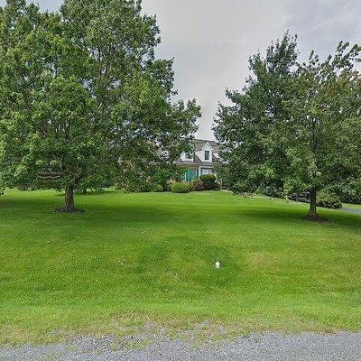 220 Meadow Lark Ln, Boalsburg, PA 16827