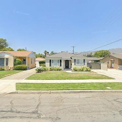 2215 W Monterey Ave, Burbank, CA 91506