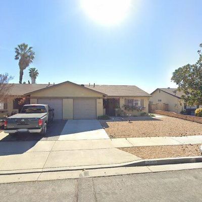 2033 La Mesa Ct, Hemet, CA 92545