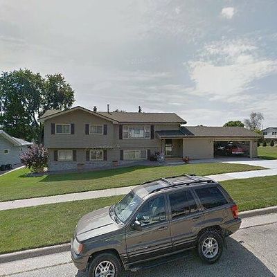 2047 Williamsburg Pl, Janesville, WI 53548