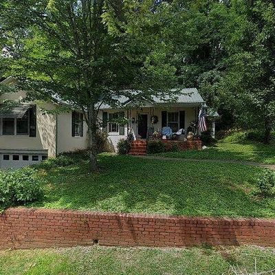 246 N Anderson St, Morganton, NC 28655