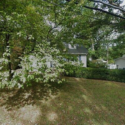 25 Packanack Lake Rd, Wayne, NJ 07470