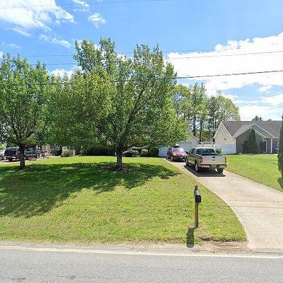 2502 Willard Rd, High Point, NC 27265