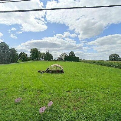 26 Old Leacock Rd, Ronks, PA 17572