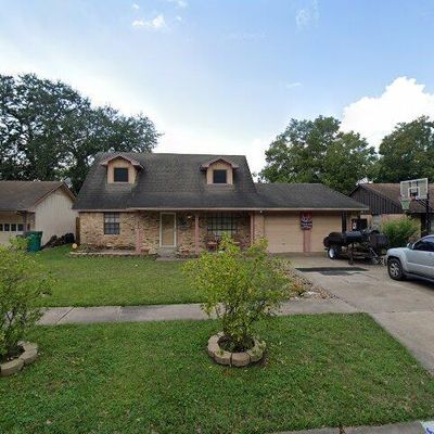 2604 Dewberry Ln, Pasadena, TX 77502