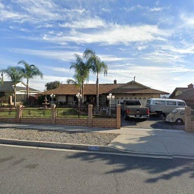 26163 Mirada St, Highland, CA 92346