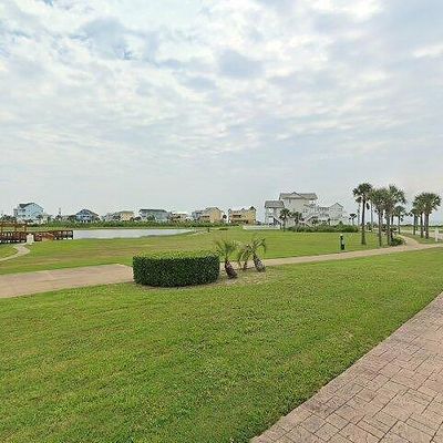 26560 Bay Water Dr #203, Galveston, TX 77554