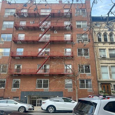 225 West 70th Street, Apt C, New York, NY 10023