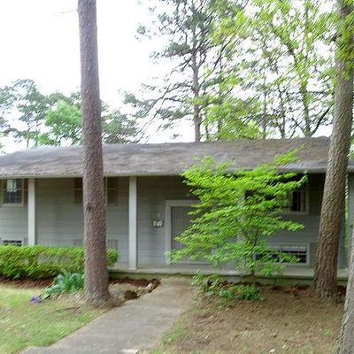 23 Crownpoint Rd, Little Rock, AR 72227