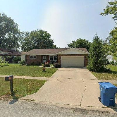 2301 Carlisle Dr, Champaign, IL 61821