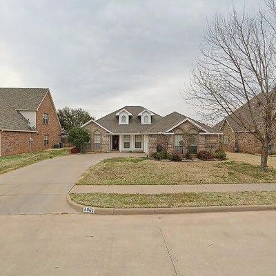 2961 S Shepherds Gln, Wichita Falls, TX 76308