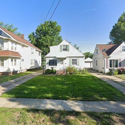 29943 Phillips Ave, Wickliffe, OH 44092