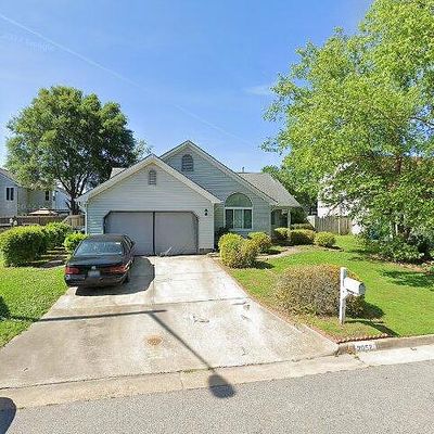 3052 Winterberry Ln, Virginia Beach, VA 23453