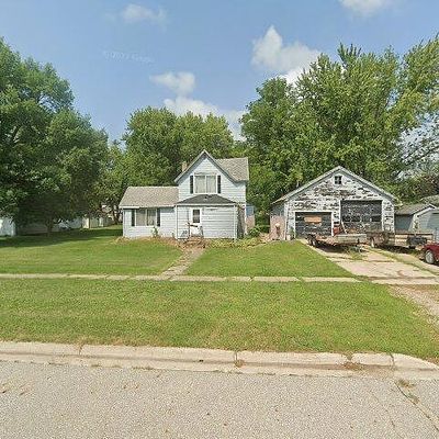 306 Maple St, Lyle, MN 55953