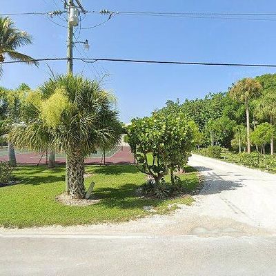 3127 W Gulf Dr, Sanibel, FL 33957