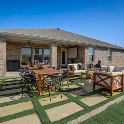 315 Duke Ct, Fate, TX 75189