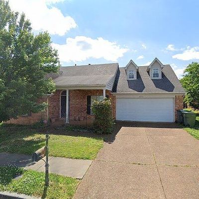 2731 Shady Well Ln, Cordova, TN 38016