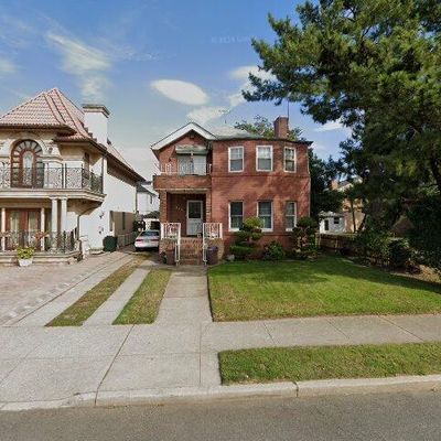 275 W End Ave, Brooklyn, NY 11235