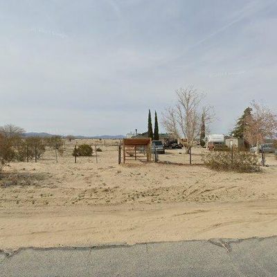 36901 165 Th St E, Llano, CA 93544