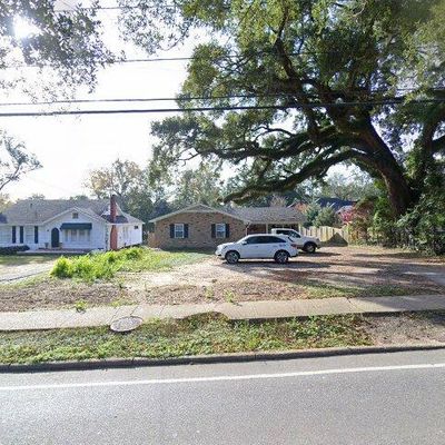 3709 Old Shell Rd, Mobile, AL 36608