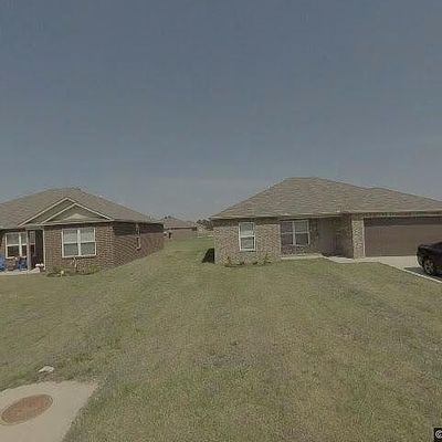 3820 Glitterman Dr, Jonesboro, AR 72404