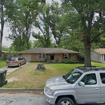 3206 Greg Ln, Tyler, TX 75701