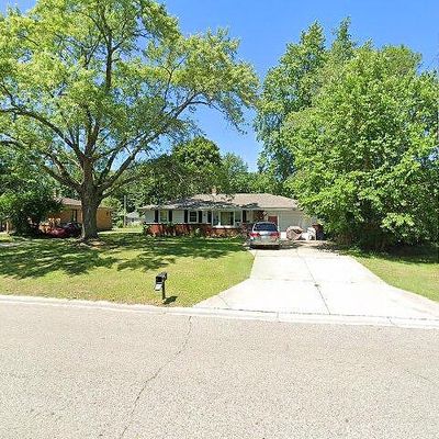 332 Hoover Blvd, Holland, MI 49423