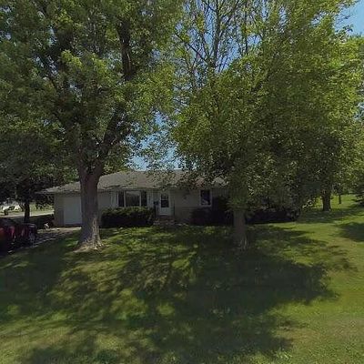 335 N Pine St, Piper City, IL 60959