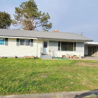 415 S 8 Th St, Nyssa, OR 97913