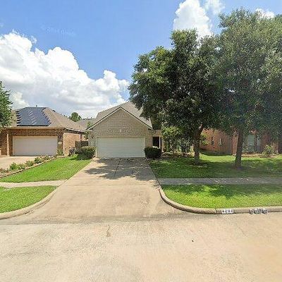 4202 Ludwig Ln, Stafford, TX 77477