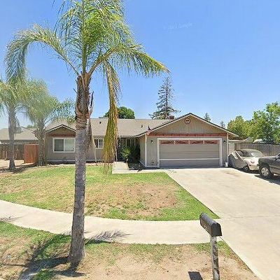 432 S Magnolia St, Tulare, CA 93274